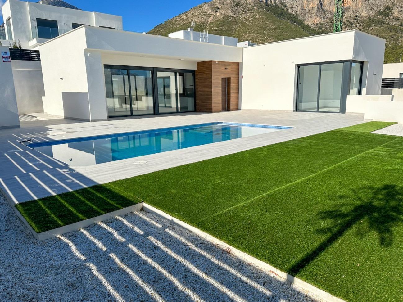 Brand-new villa with basement in Polop, last villa Brand-new villa with basement in Polop, last villa