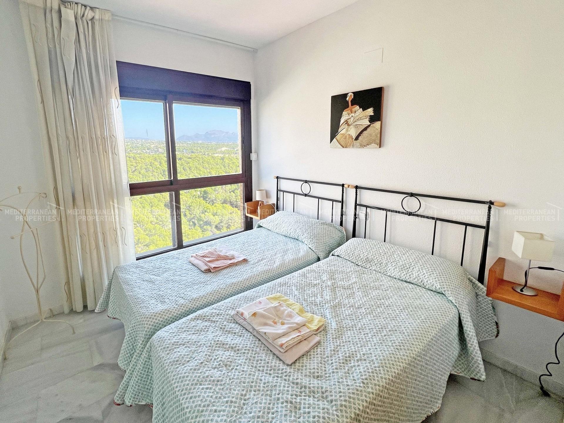 Spacious and bright apartment in VĂa Parque, Benidorm | image 3 Spacious and bright apartment in VĂa Parque, Benidorm | image 3