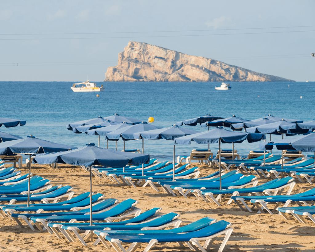 Luxury Living in Alicante: Exclusive Apartments and Penthouses