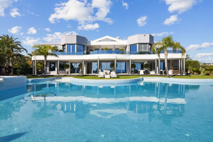 Costa Blanca Real Estate Trends: What to Expect in the Housing Market Costa Blanca Real Estate Trends: What to Expect in the Housing Market